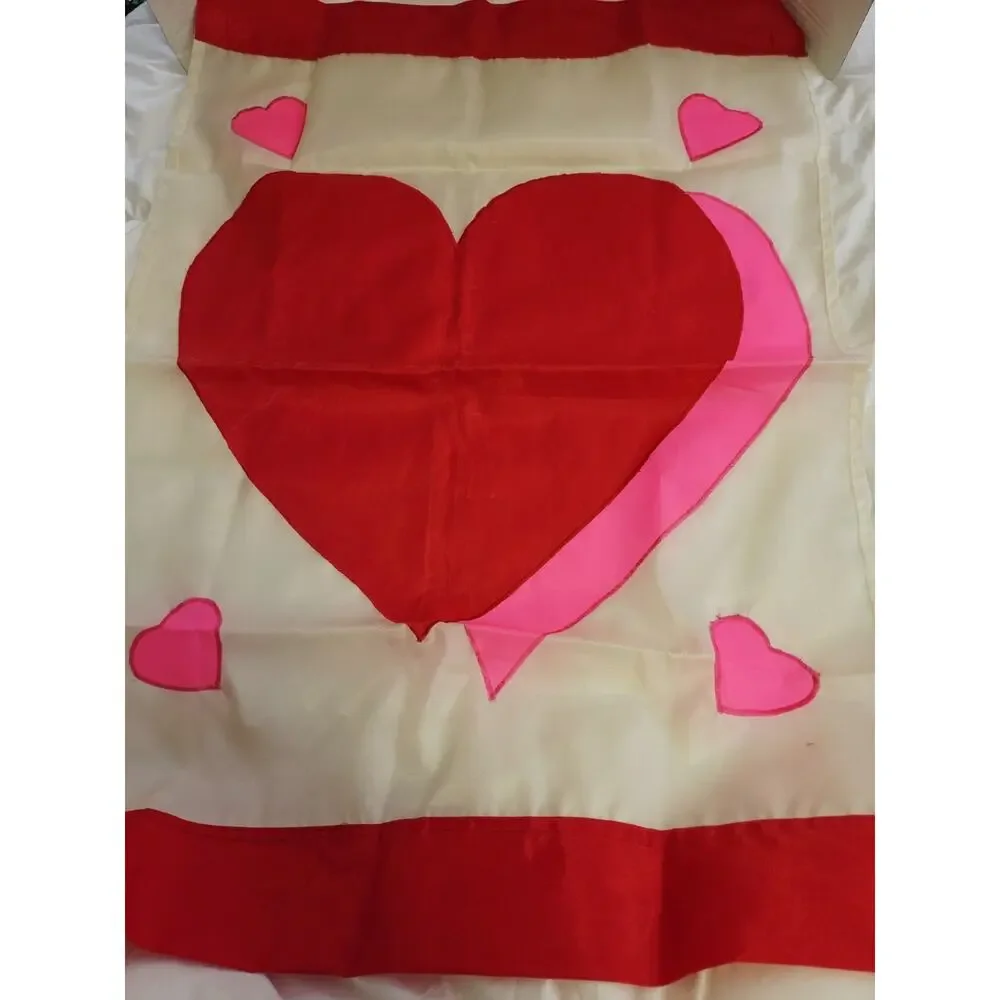 Vtg 90’s Large 42x28 Valentines Day Hearts Embroidered Garden Flag Banner Y2K